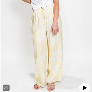 Kinli & Punch palazzo pants yellow floral drawstring size large NWT